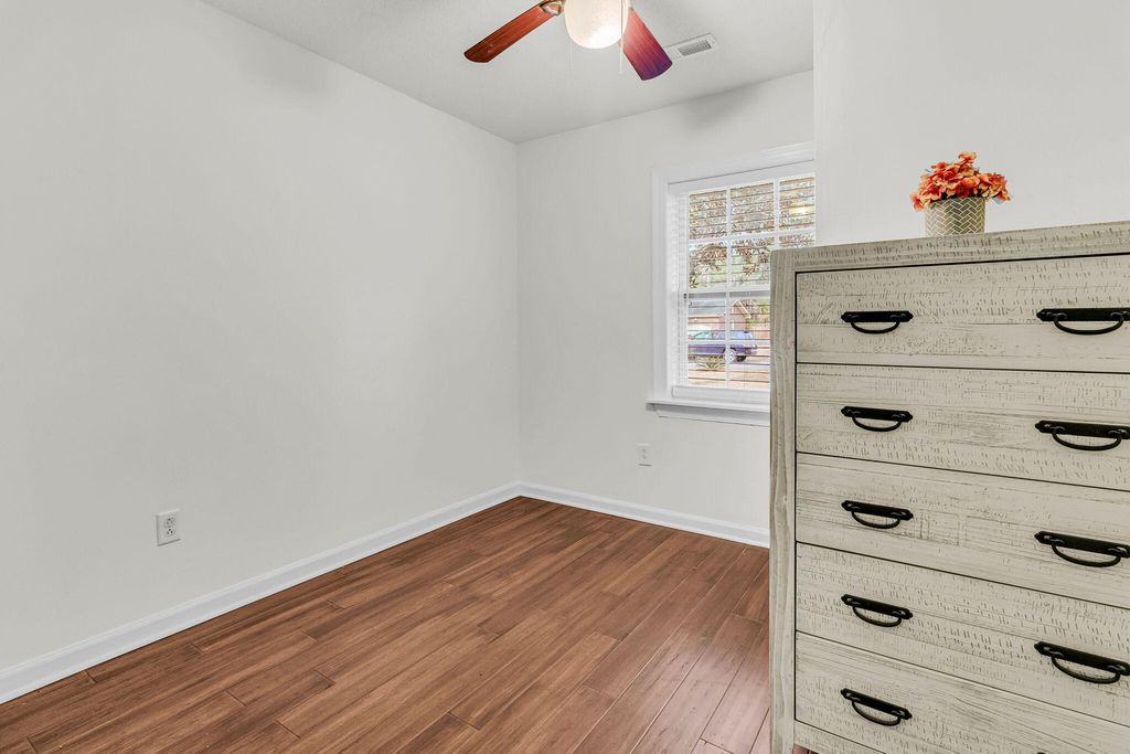 Image 26 of property listing at 411 Corey Boulevard, Summerville, SC 29483