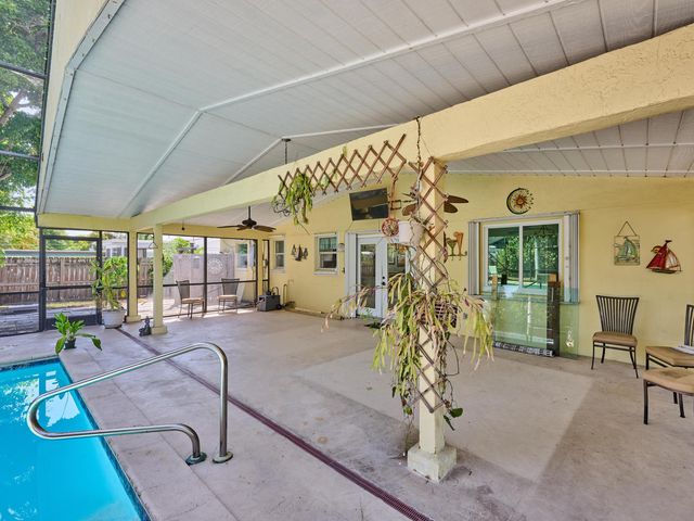 191 SE 27TH Avenue, Boynton Beach, FL 33435