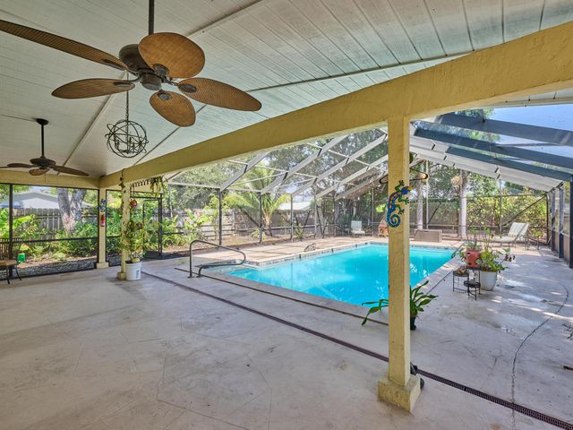 191 SE 27TH Avenue, Boynton Beach, FL 33435