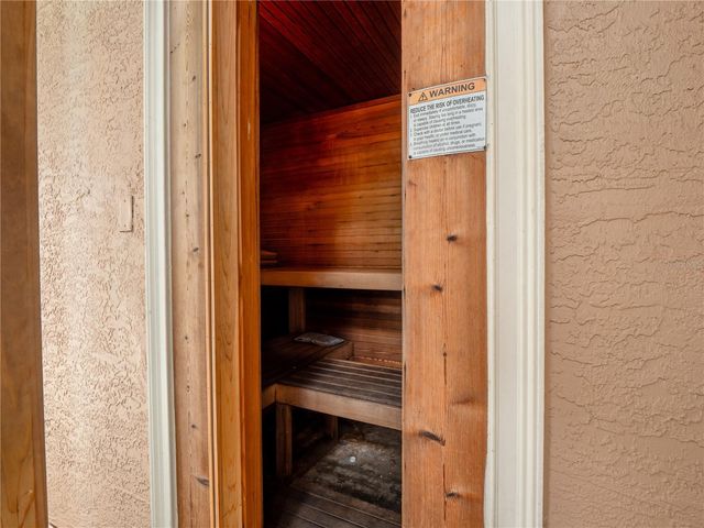 1203 BAY CLUB CIRCLE 1203, Tampa, FL 33607