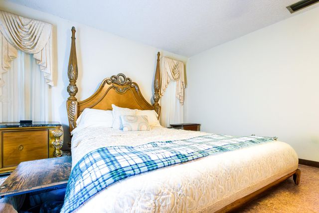 3097 Dolphin Drive, Delray Beach, FL 33445
