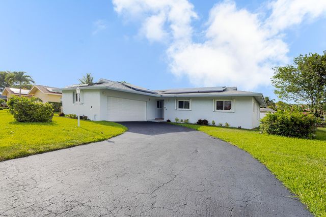 3097 Dolphin Drive, Delray Beach, FL 33445