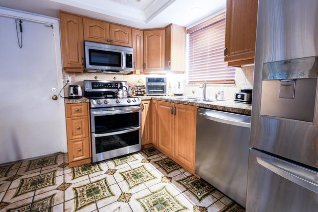 3097 Dolphin Drive, Delray Beach, FL 33445