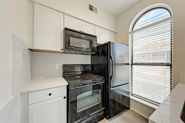 2714 Nueces ST 108, Austin, TX 78705
