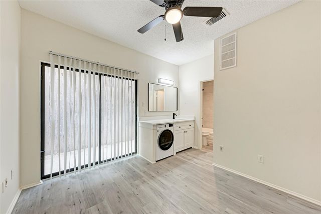 2714 Nueces ST 108, Austin, TX 78705