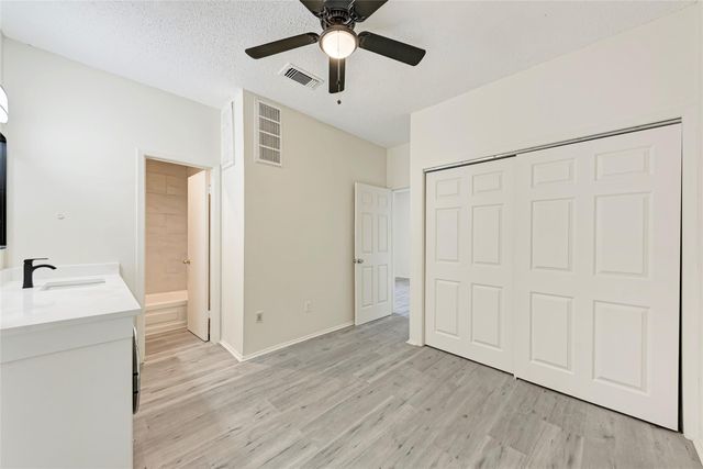 2714 Nueces ST 108, Austin, TX 78705