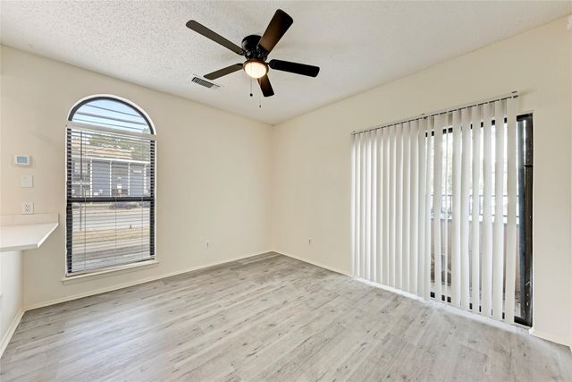 2714 Nueces ST 108, Austin, TX 78705