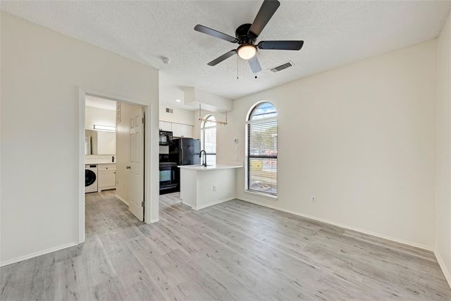 2714 Nueces ST 108, Austin, TX 78705