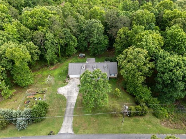 21 Timberwood Drive SE, Silver Creek, GA 30173