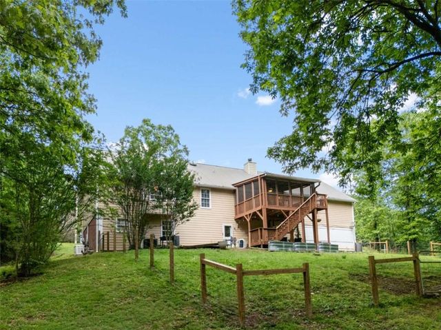 21 Timberwood Drive SE, Silver Creek, GA 30173
