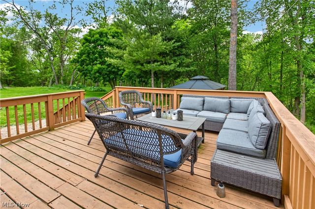 18500 Bennett Road, North Royalton, OH 44133