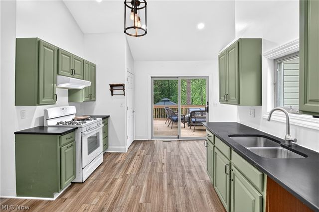 18500 Bennett Road, North Royalton, OH 44133