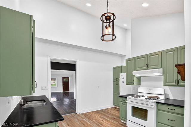 18500 Bennett Road, North Royalton, OH 44133