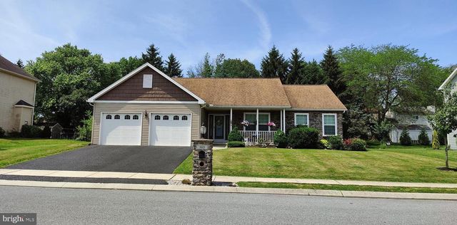 140 KOCH LN, Harrisburg, PA 17112