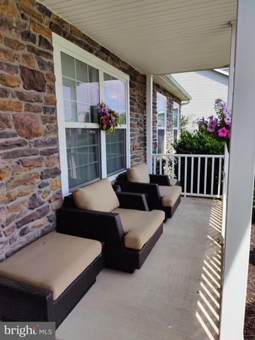 140 KOCH LN, Harrisburg, PA 17112