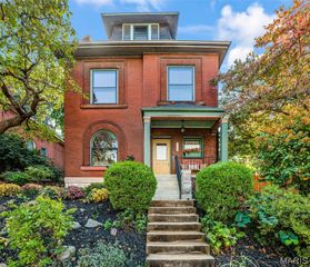 3634 Flad Avenue, St Louis, MO 63110