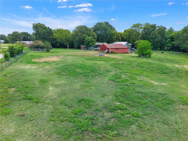12863 Emu Lane, North Zulch, TX 77872