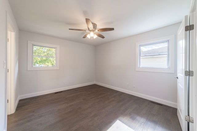 8749 Monroe Avenue, Munster, IN 46321