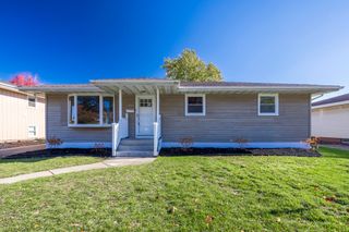 8749 Monroe Avenue, Munster, IN 46321