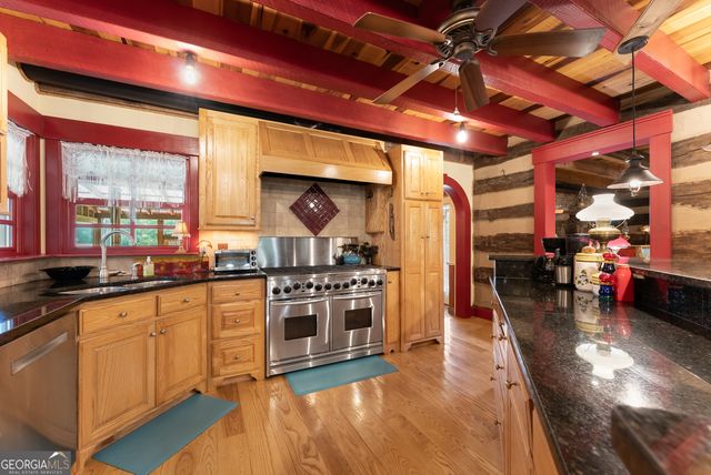 1304 Highway 17, Sautee Nacoochee, GA 30571