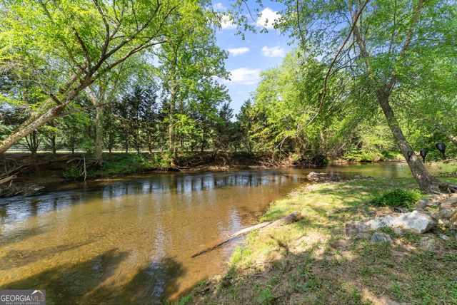 1304 Highway 17, Sautee Nacoochee, GA 30571
