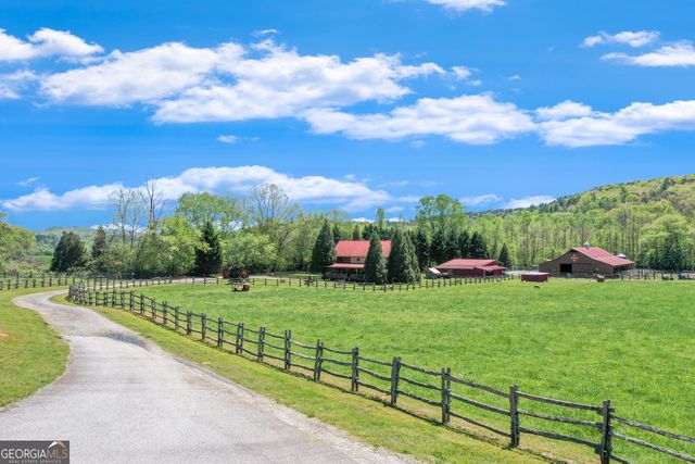 1304 Highway 17, Sautee Nacoochee, GA 30571