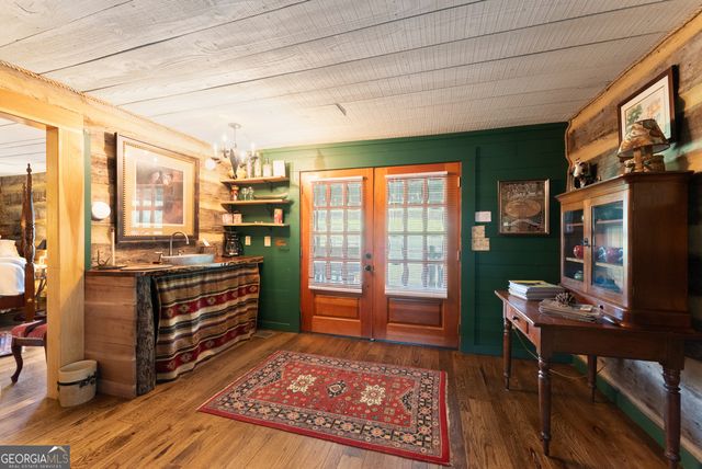 1304 Highway 17, Sautee Nacoochee, GA 30571