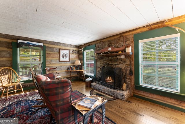 1304 Highway 17, Sautee Nacoochee, GA 30571