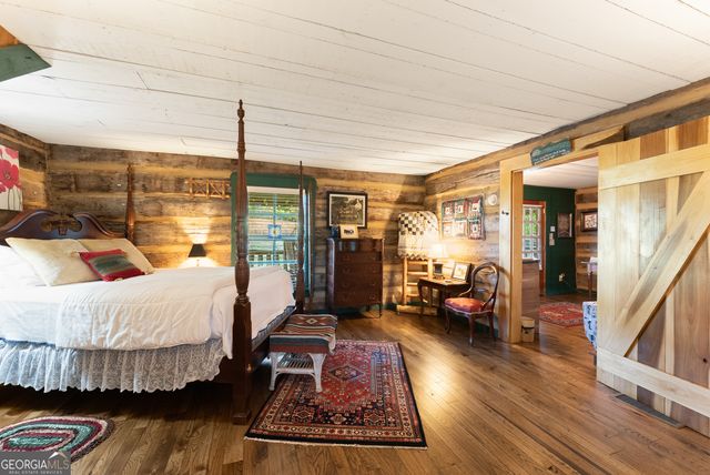 1304 Highway 17, Sautee Nacoochee, GA 30571