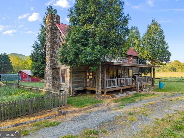 1304 Highway 17, Sautee Nacoochee, GA 30571