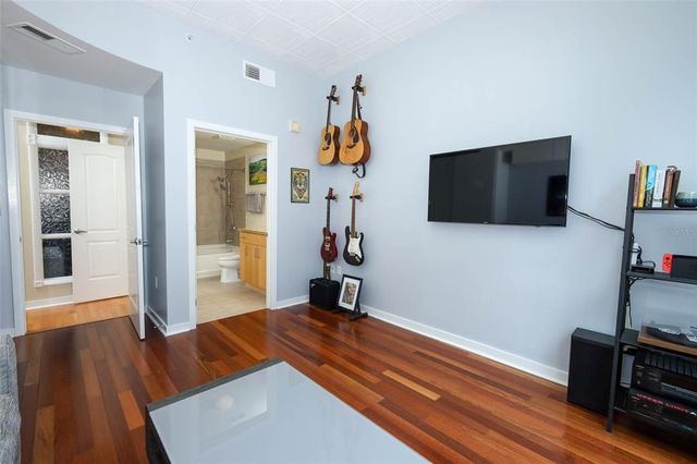 155 S COURT AVENUE 1102, Orlando, FL 32801