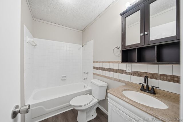 3411 S 213th East Avenue, Broken Arrow, OK 74014