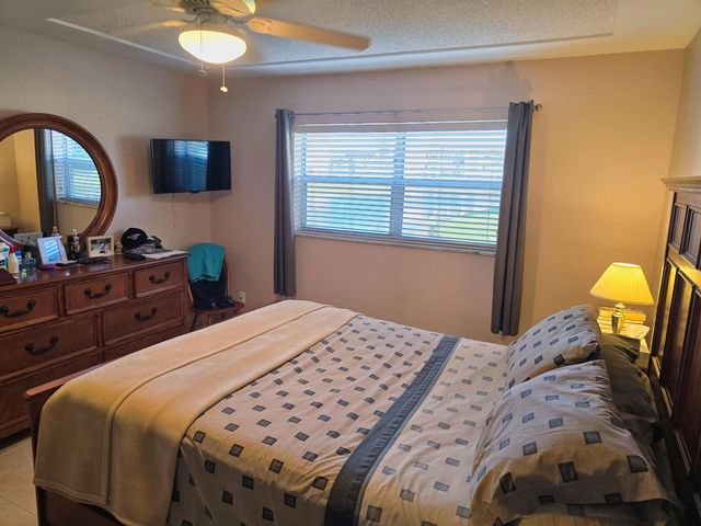 9001 Sunrise Lakes Boulevard 110, Sunrise, FL 33322