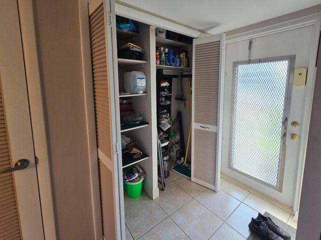 9001 Sunrise Lakes Boulevard 110, Sunrise, FL 33322