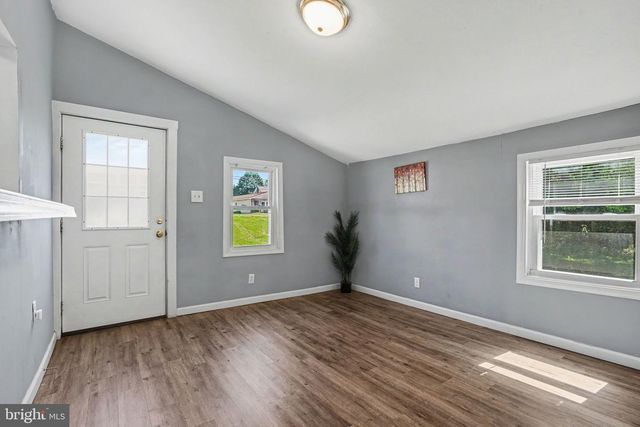 400 ROSS AVE, New Cumberland, PA 17070