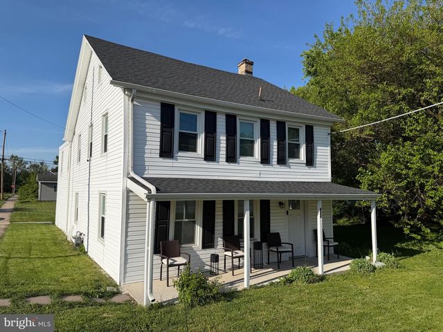 400 ROSS AVE, New Cumberland, PA 17070