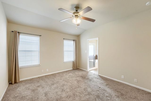 865 Heritage Springs TRL, Round Rock, TX 78664