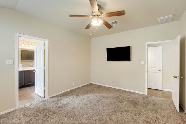 865 Heritage Springs TRL, Round Rock, TX 78664