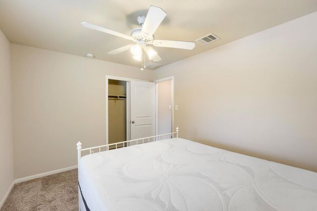 865 Heritage Springs TRL, Round Rock, TX 78664