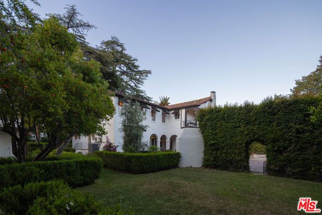 205 S Lomita Avenue, Ojai, CA 93023