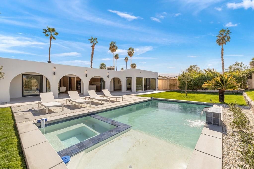 Image 4 of property listing at 80100 Vista Grande, La Quinta, CA 92253