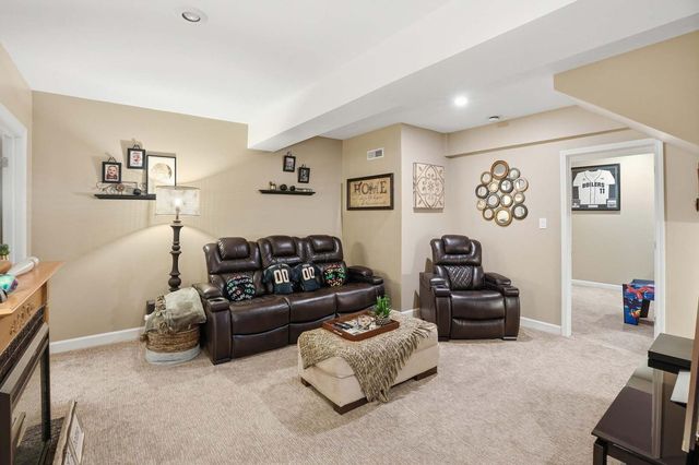 10626 Erie Drive, Crown Point, IN 46307
