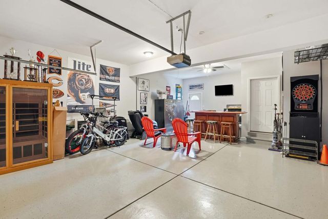 10626 Erie Drive, Crown Point, IN 46307