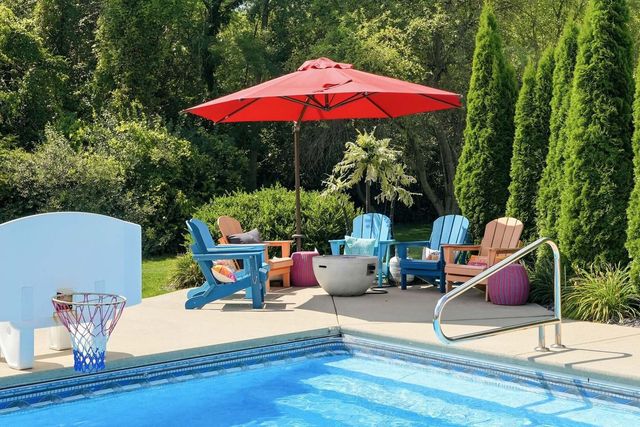 10626 Erie Drive, Crown Point, IN 46307