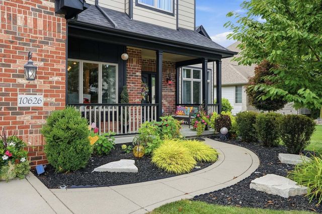 10626 Erie Drive, Crown Point, IN 46307