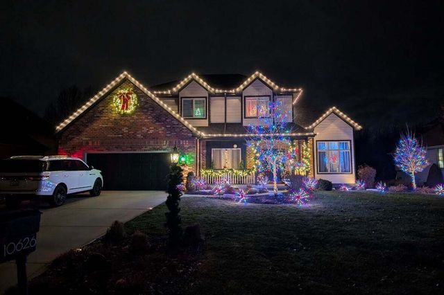 10626 Erie Drive, Crown Point, IN 46307