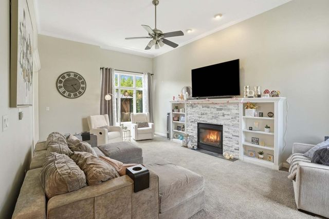 10626 Erie Drive, Crown Point, IN 46307