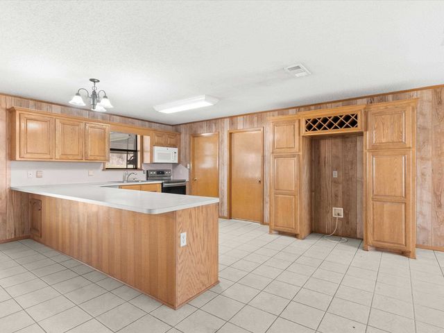 237 COUNTY ROAD 2937, Hughes Springs, TX 75656