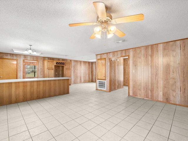 237 COUNTY ROAD 2937, Hughes Springs, TX 75656