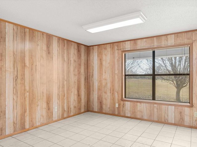 237 COUNTY ROAD 2937, Hughes Springs, TX 75656